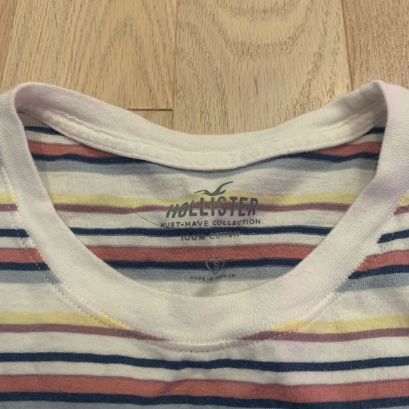 Hollister top - Picture 3 of 3